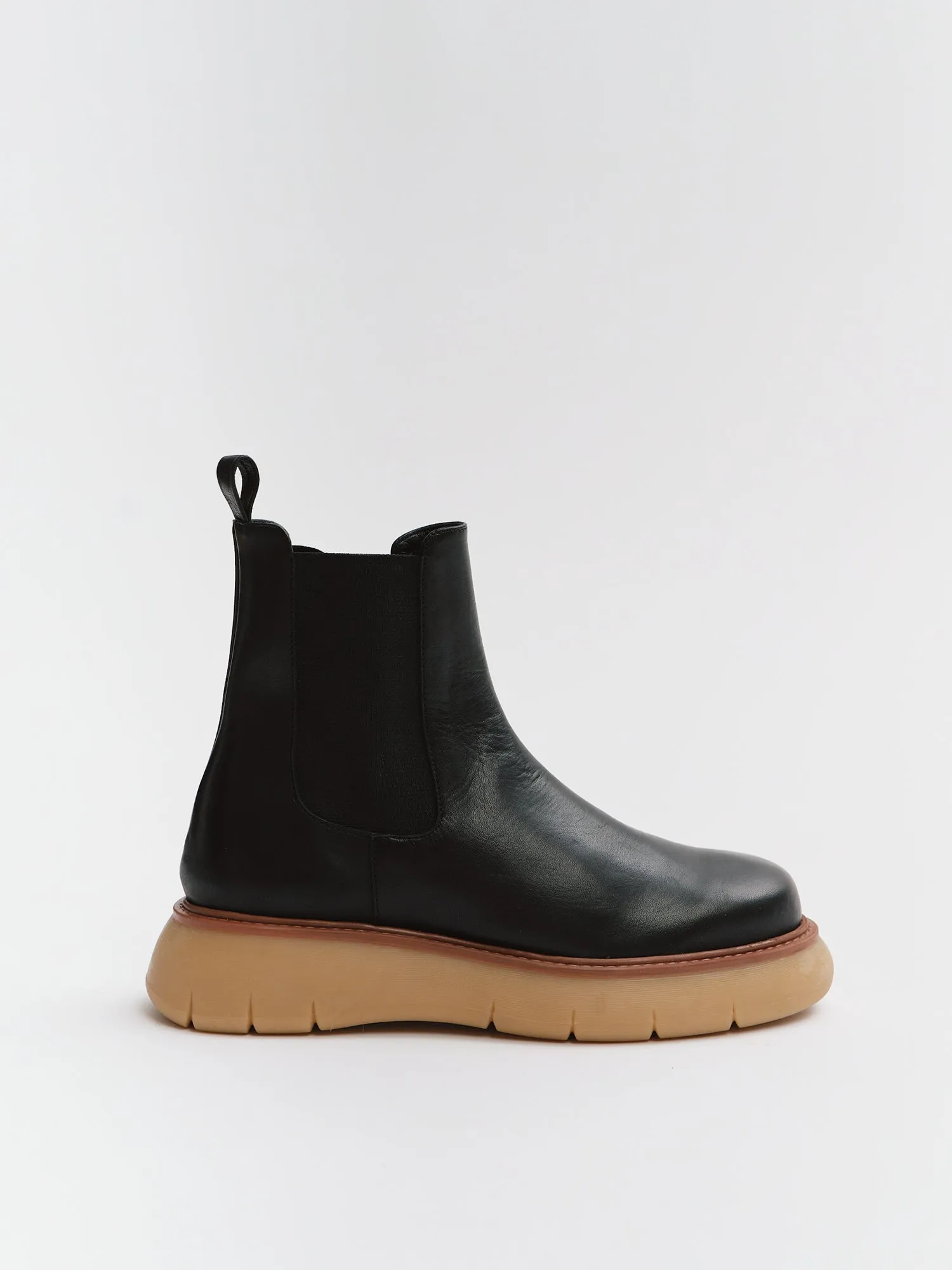 Chunky Round Chelsea Boots