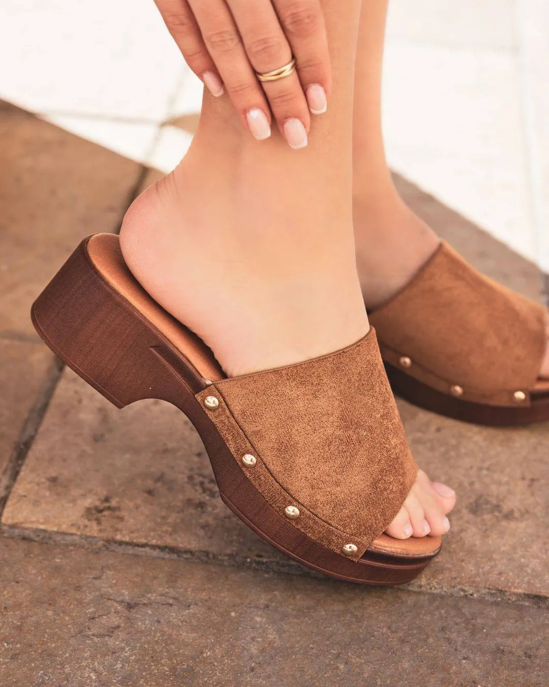 Sandale femme talon carré mule camel - Vanessa